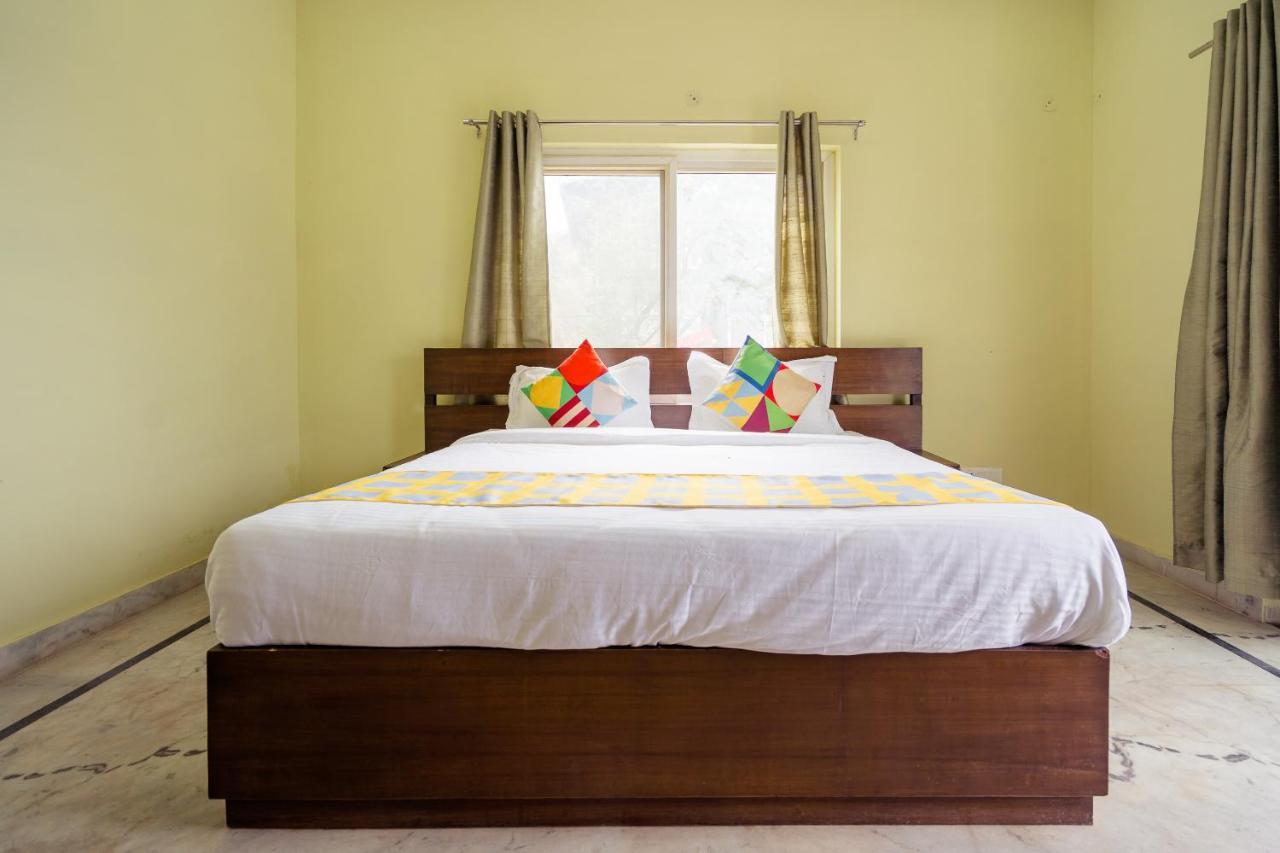 Spot On 40739 Nandi Palace Spot Hotel Mumbai Ngoại thất bức ảnh